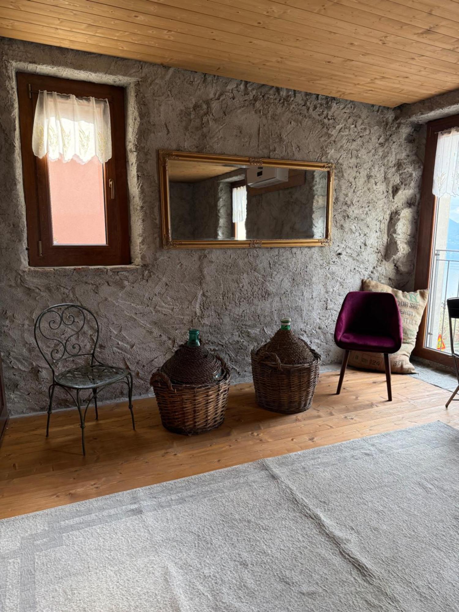בלאנו Stone House: Fairytale Flat With Magic Lake View מראה חיצוני תמונה